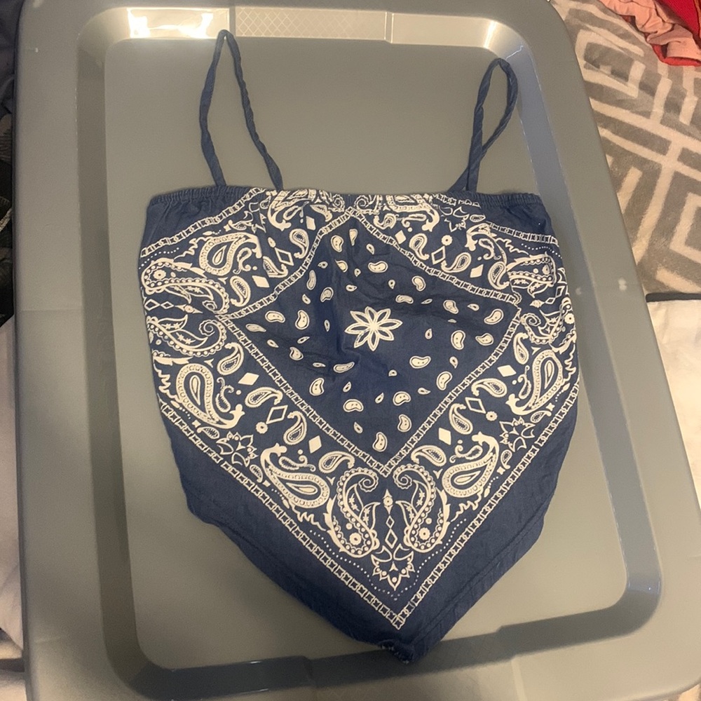 blue and white “fashion magazine” bandana top.